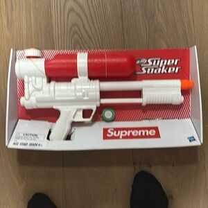 Super soaker supreme